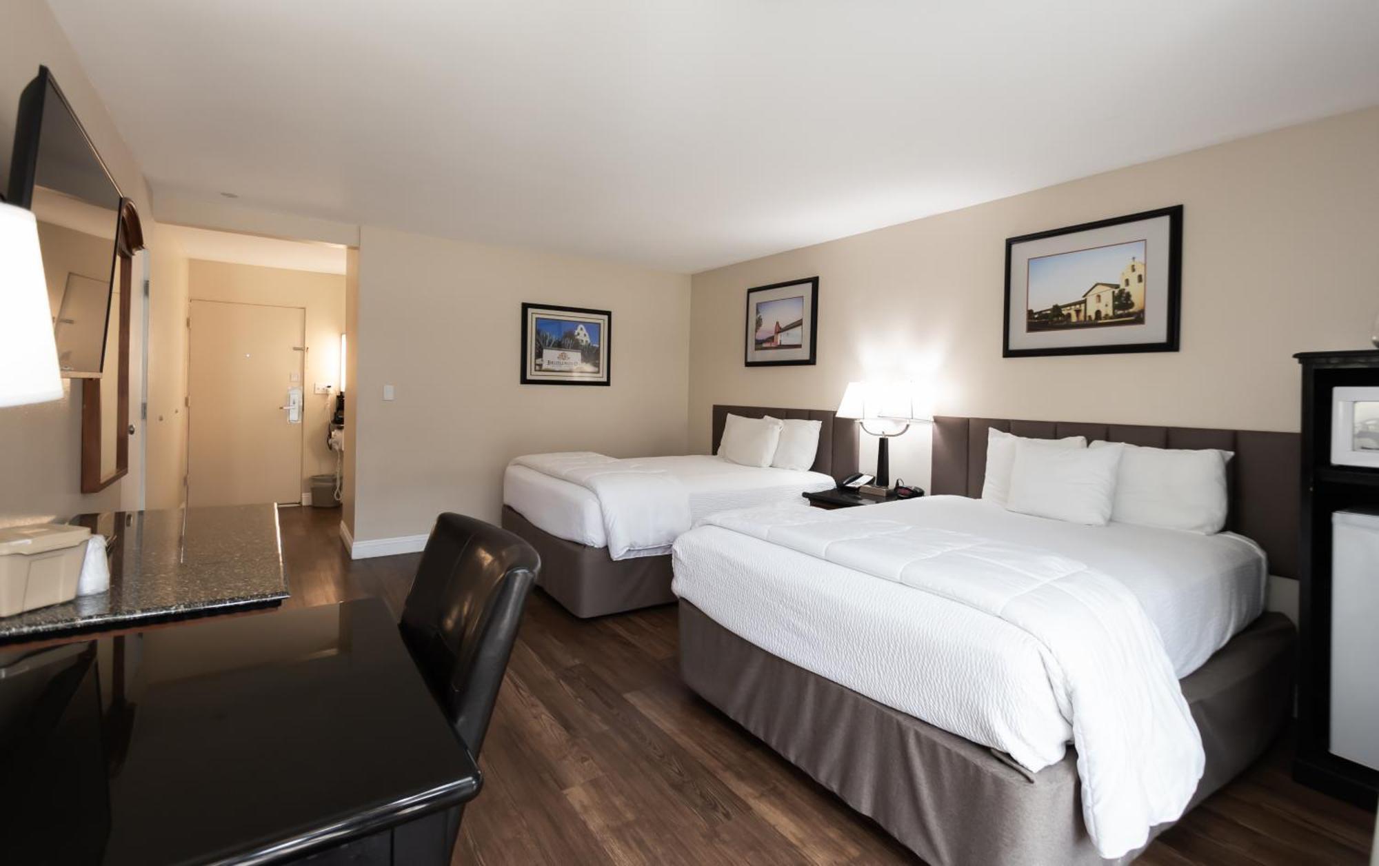 סולבנג King Frederik Inn מראה חיצוני תמונה