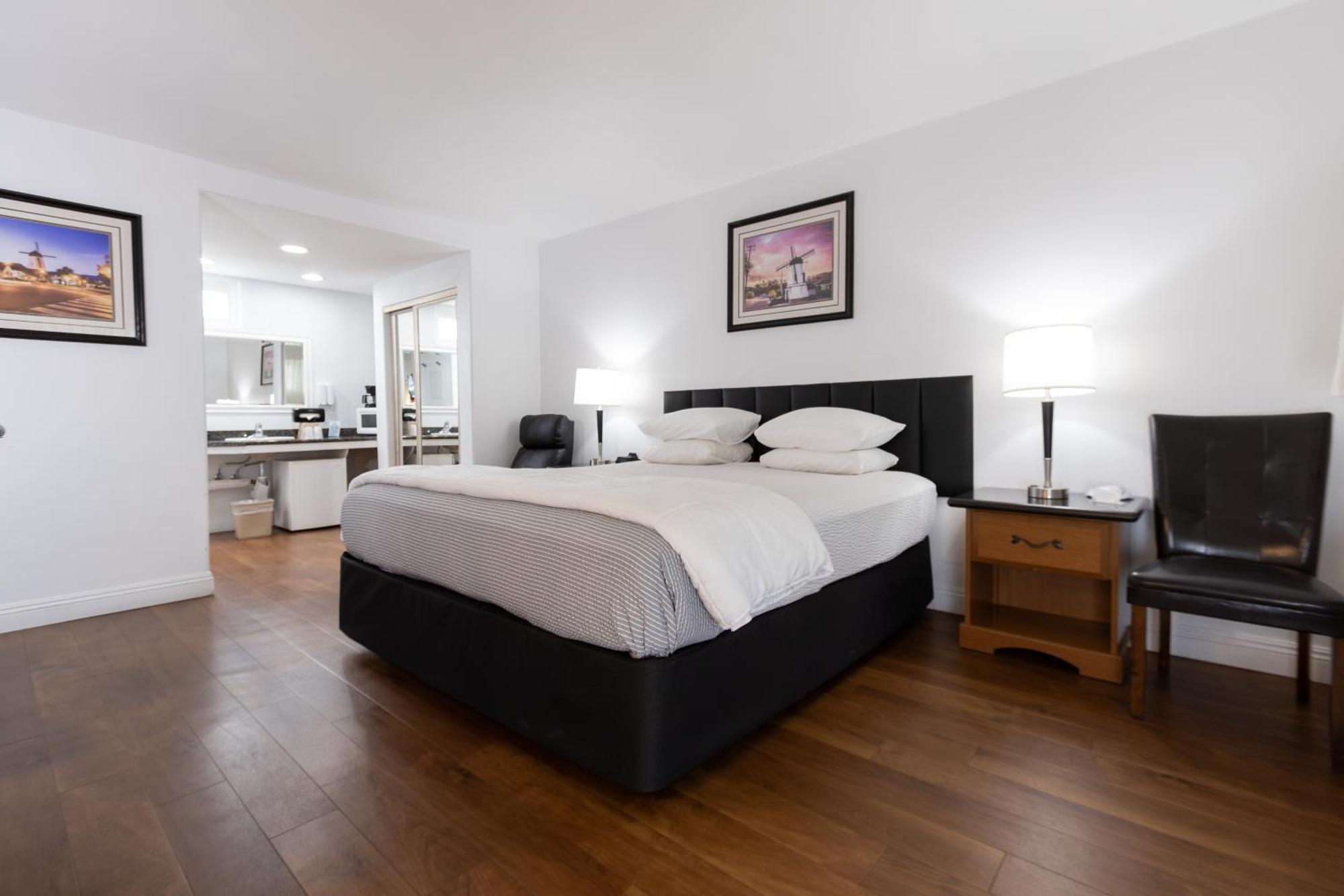 סולבנג King Frederik Inn מראה חיצוני תמונה
