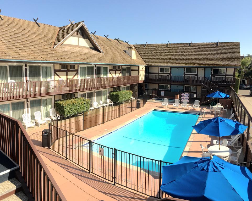 סולבנג King Frederik Inn מראה חיצוני תמונה