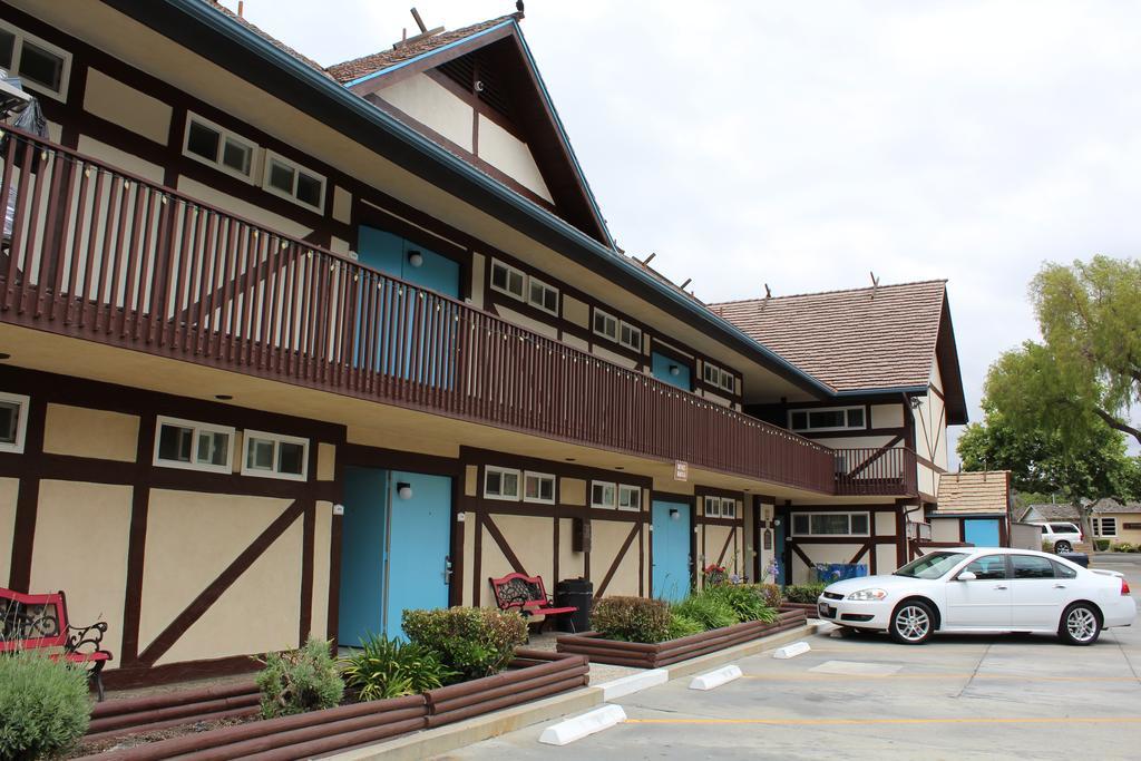 סולבנג King Frederik Inn מראה חיצוני תמונה