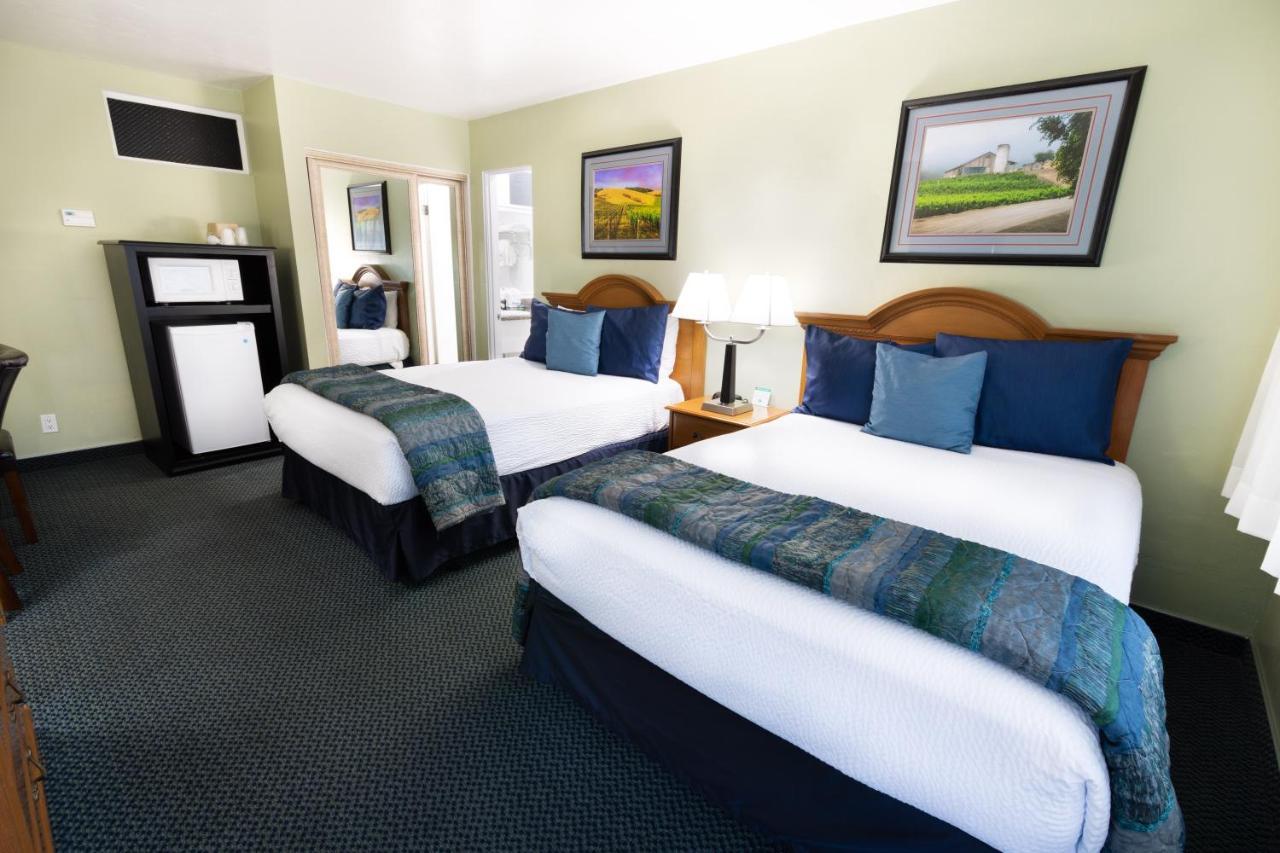 סולבנג King Frederik Inn מראה חיצוני תמונה
